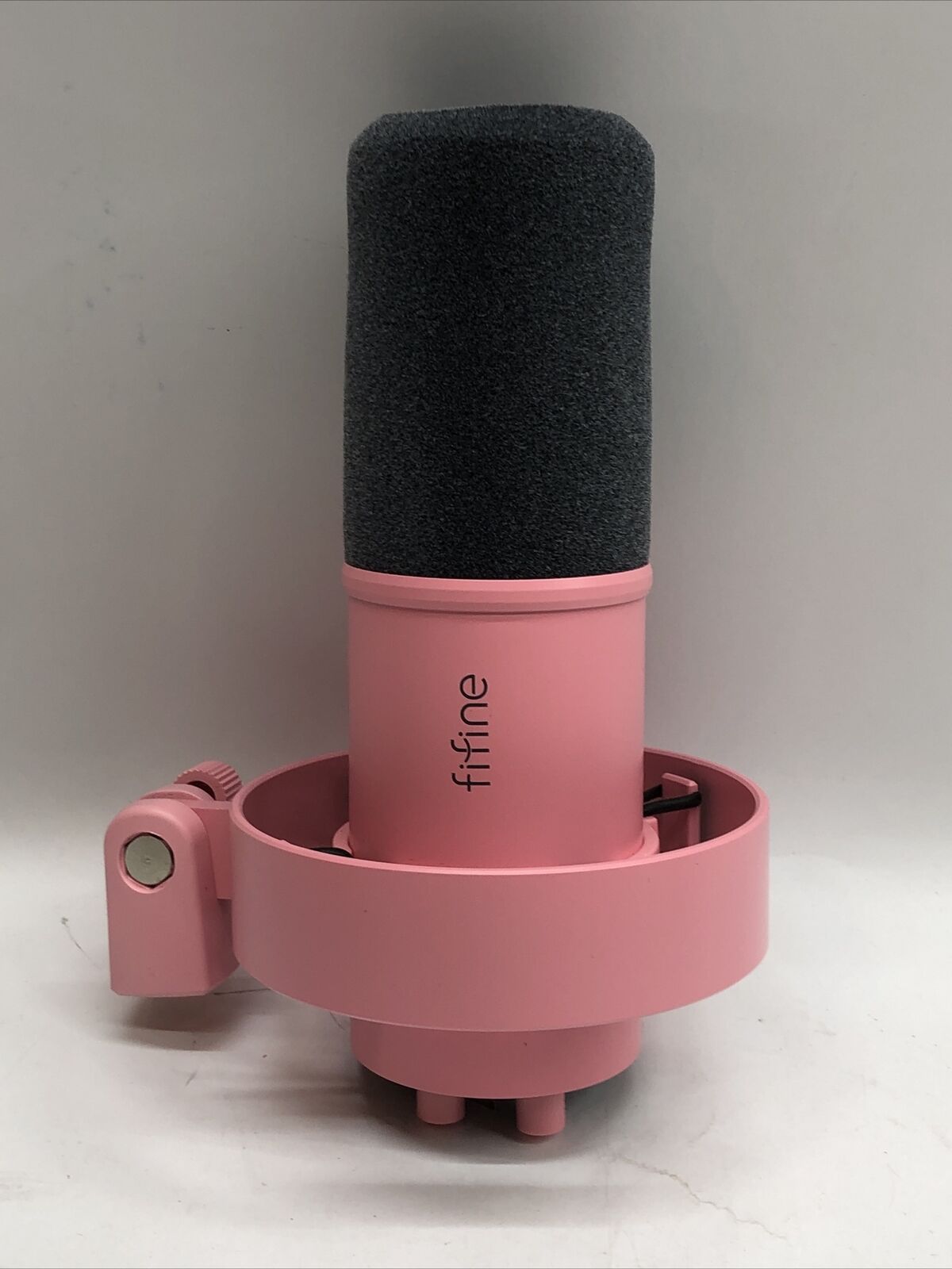 FIFINE K688 Dynamic Microphone XLR/USB Streaming Studio Podcast Recording Pink