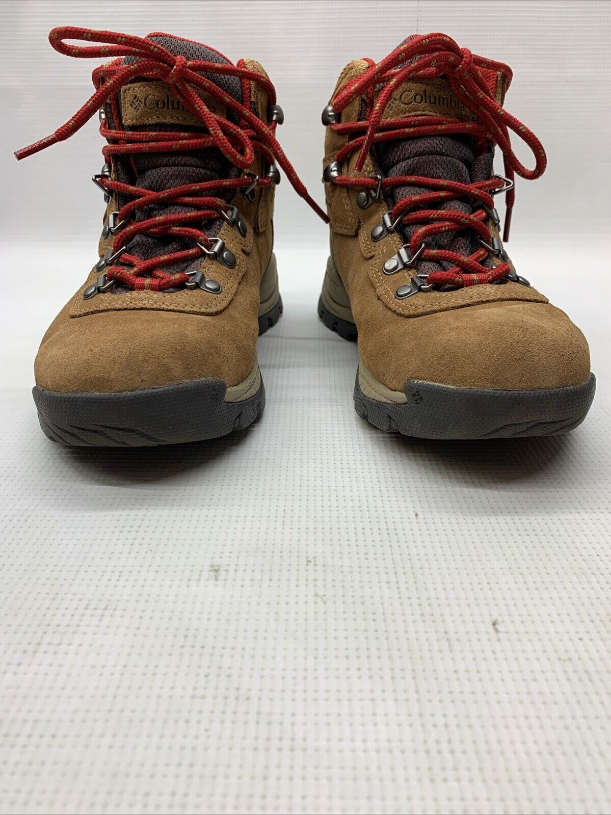 Columbia Hiking Boots Women's 8 Newton Ridge Plus Waterproof AMPED Brown Lace-up