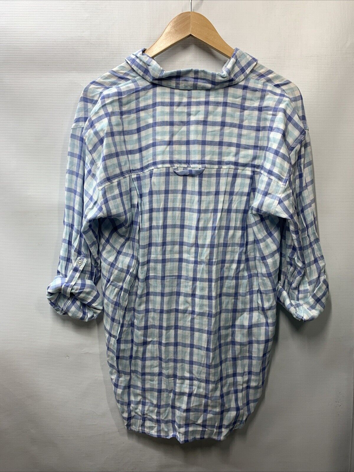 Gloria Vanderbilt Women's Amanda Monogram Button Down Shirt Size Small Checkered