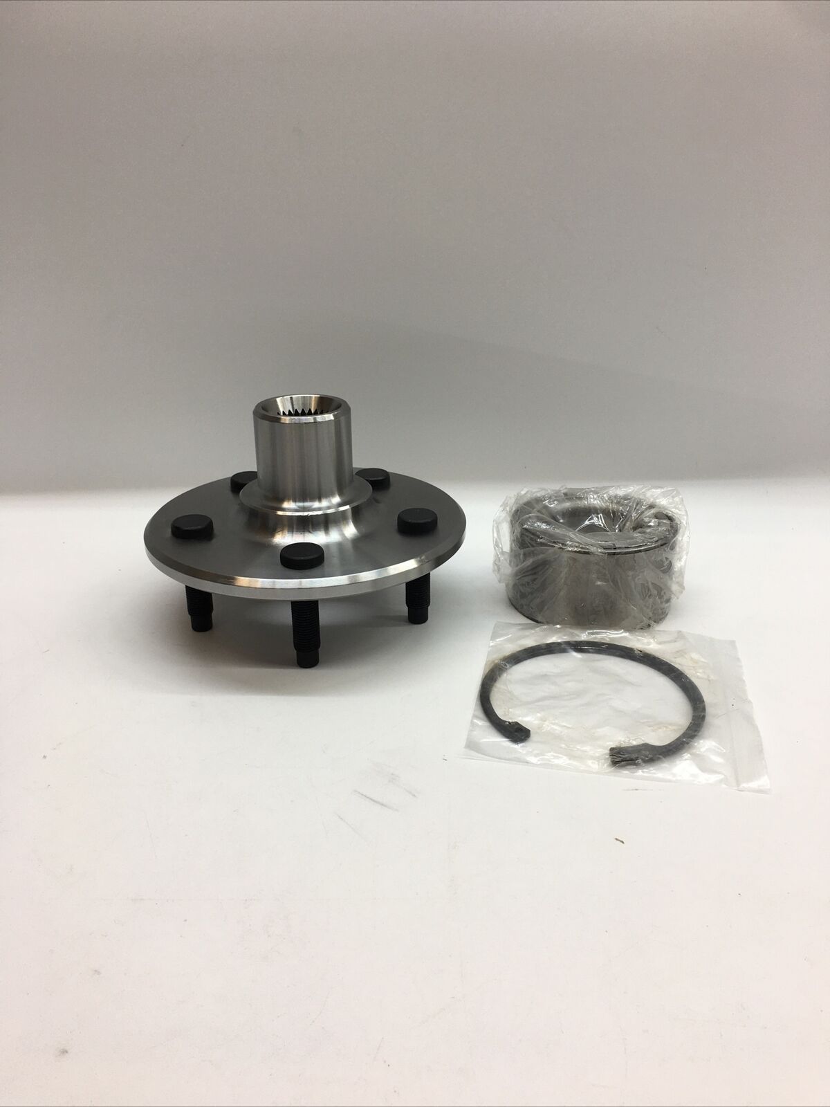 Detroit Axle K521000 Rear Wheel Hub & Bearing Ass. Non-ABS Ford/Lincoln/Mercury