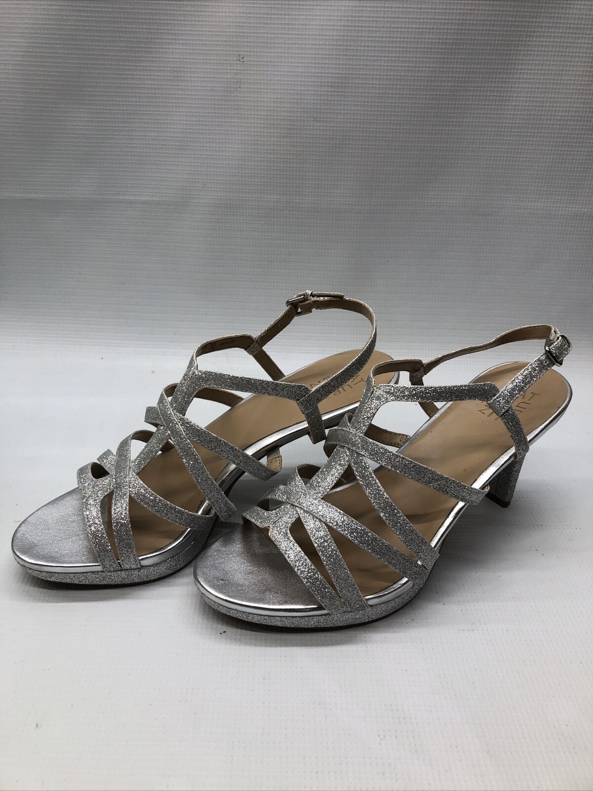 Women's Naturalizer, Baylor Dress Sandal H1868S5022 Silver Synthetic Wm Size 10w