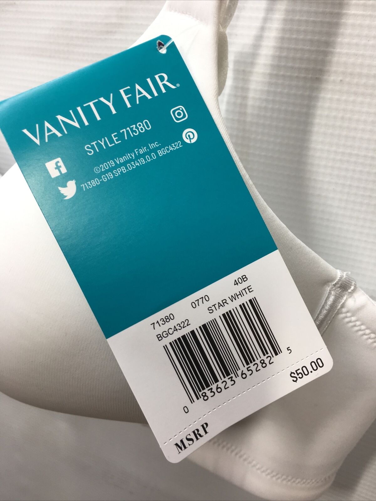 Vanity Fair Women's Beauty Back Smoother Full Figure Wirefree Bra 71380 Size 40B