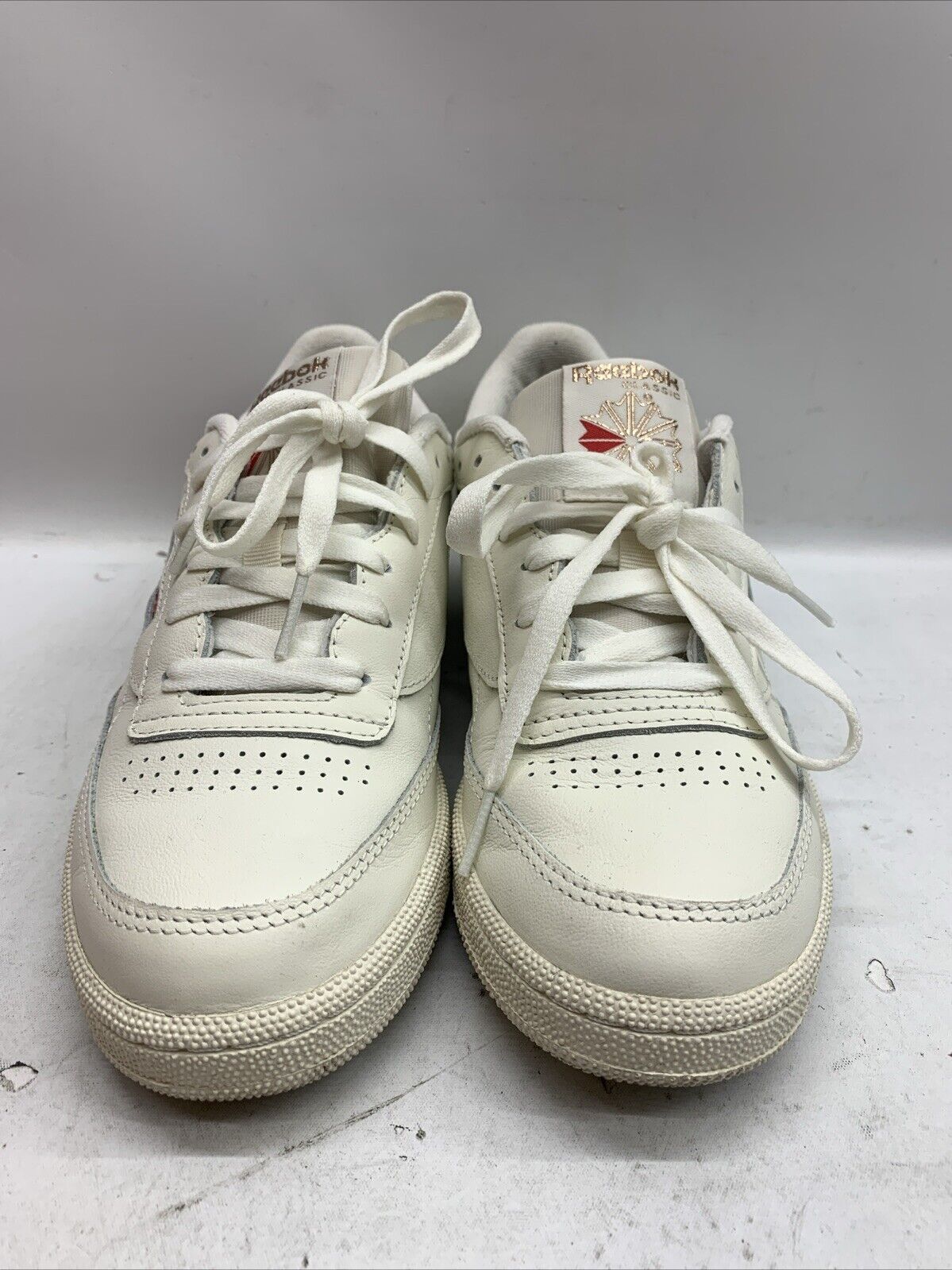 Woman's Sneakers Reebok Club C Retro Lace-up Walking Casual Shoes White Size 8.5