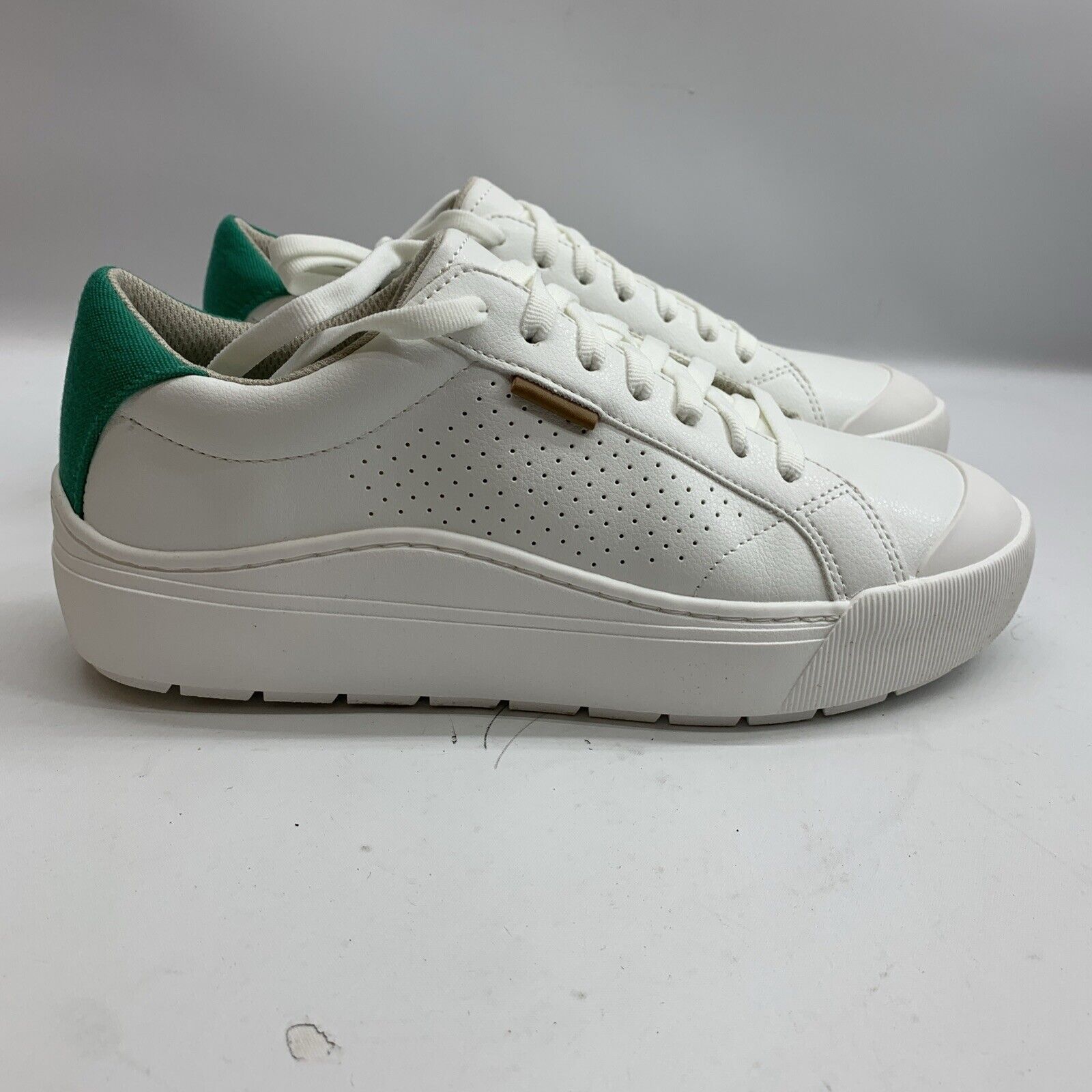 Dr. Scholl's Women Shoe Time Off Max Lace Up Sneaker White/Green Athletic Size 9