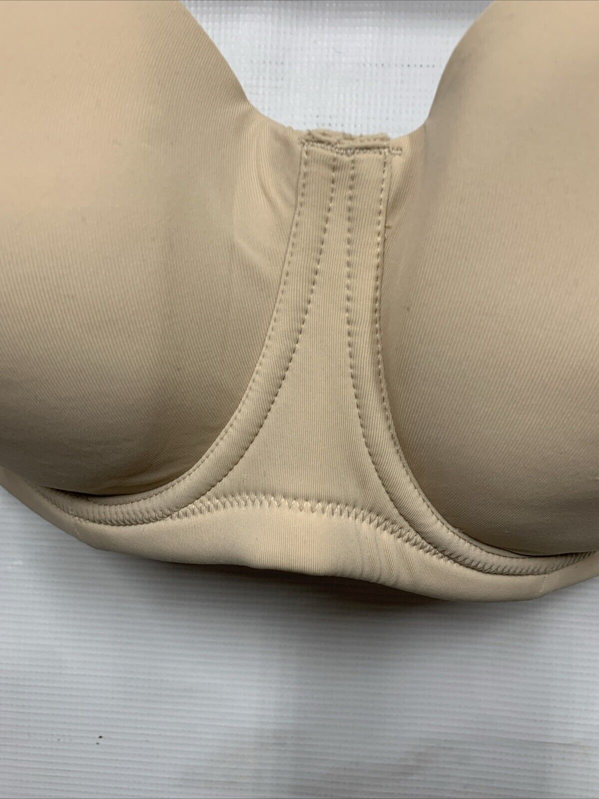 Women's Red Carpet Strapless Bra Solid Beige Underwired Size 36DDD Full Coverage