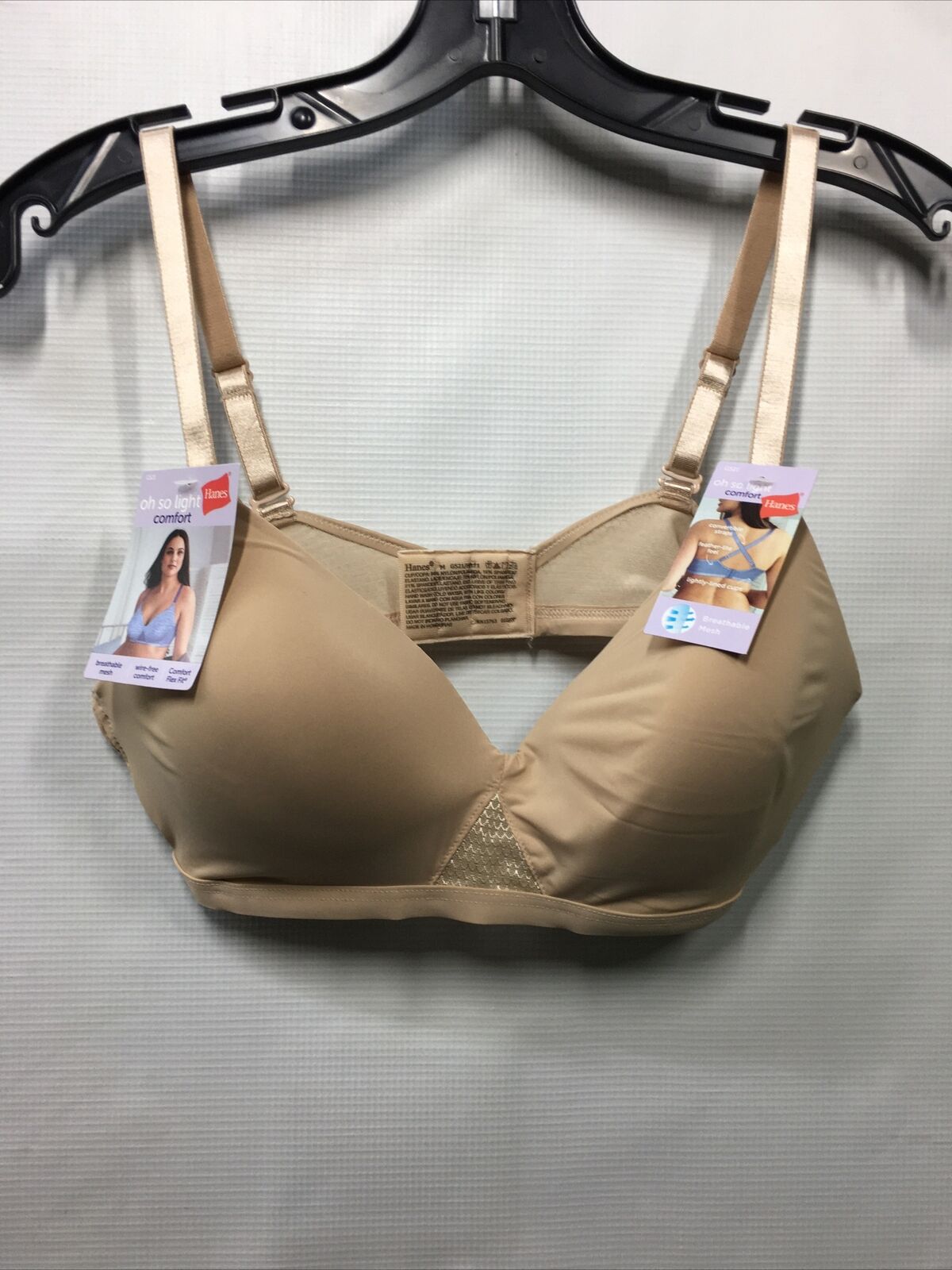 Hanes Wirefree Bra Women's Foam ComfortFlex Fit Oh So Light Tag-free Size M