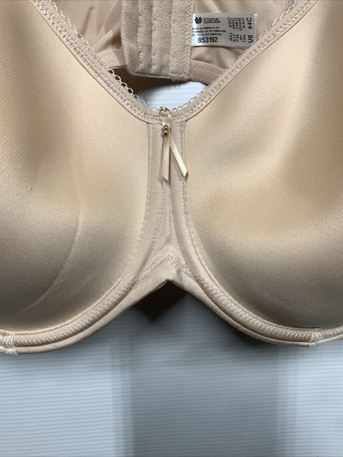 Women's 853192 Basic Beauty Spacer Underwire T-Shirt Bra Size 44C Solid Beige