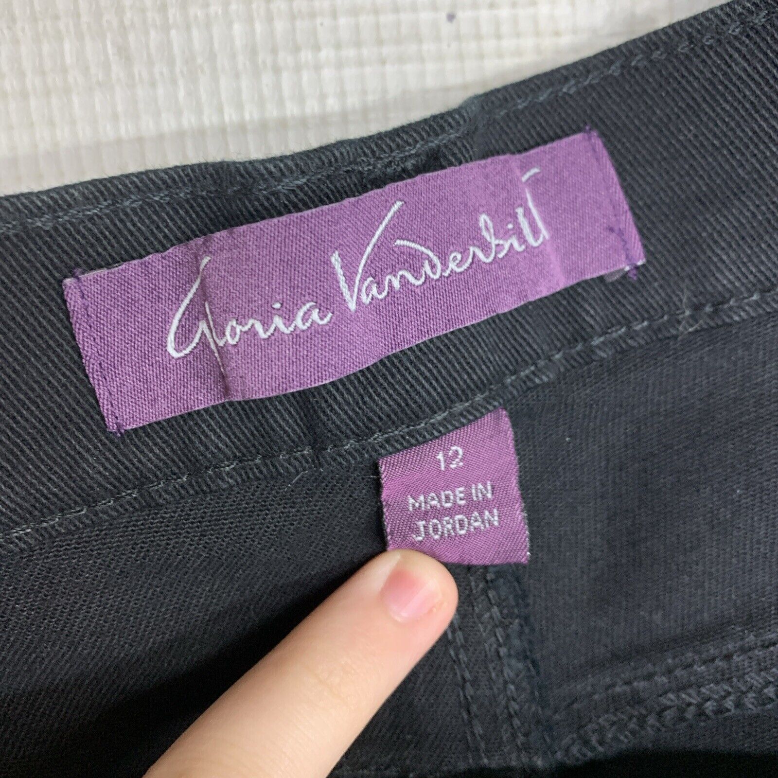 Gloria Vanderbilt Women's Amanda Classic High Rise Tapered Jean, Black Size 12